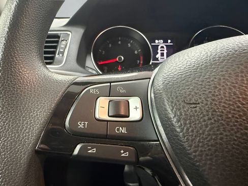 Used 2016 Volkswagen Passat 1.8T S FWD image 18