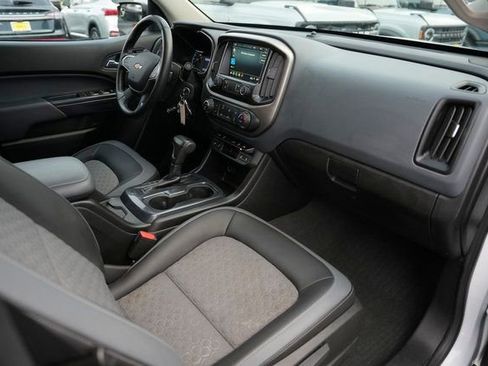 Used 2021 Chevrolet Colorado Z71 image 17
