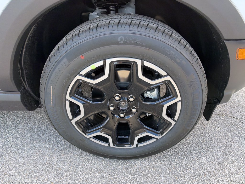 New 2026 Ford Bronco Sport Outer Banks w/ Outer Banks Tech Package+ AWD/4WD image 11