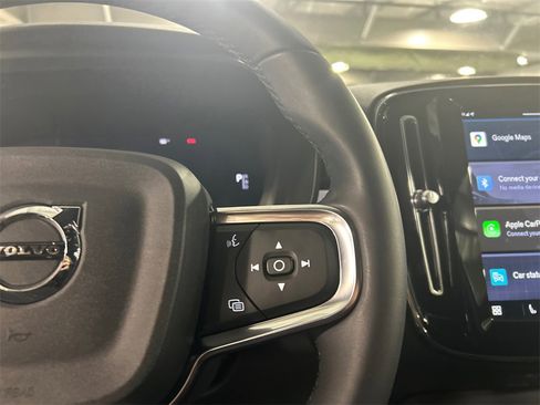 Certified 2023 Volvo XC40 Recharge Plus image 14