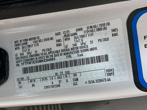 Used 2021 Ford F150 XLT image 29