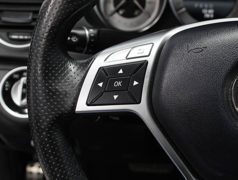 Used 2014 Mercedes-Benz C 250 Sedan image 11
