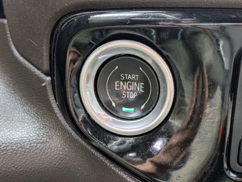 Used 2023 GMC Sierra 1500 SLE AWD/4WD image 28
