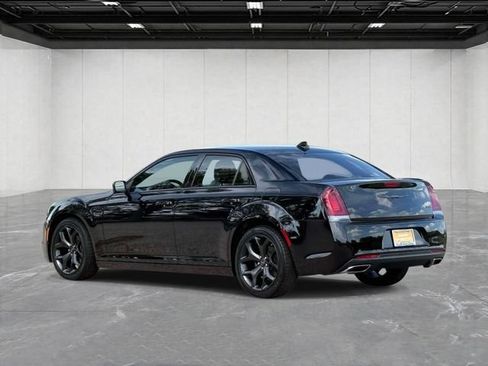 Certified 2023 Chrysler 300 Touring w/ Sport Appearance Package RWD image 3