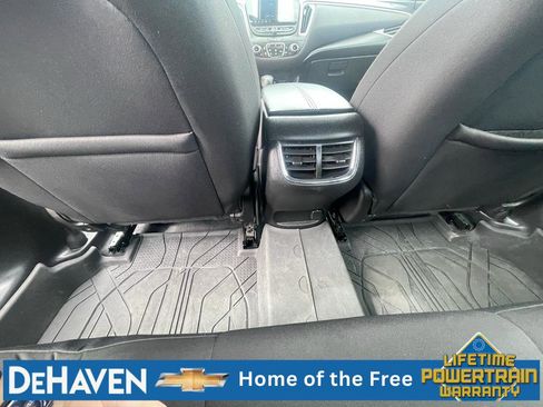 Used 2022 Chevrolet Malibu LT FWD image 19