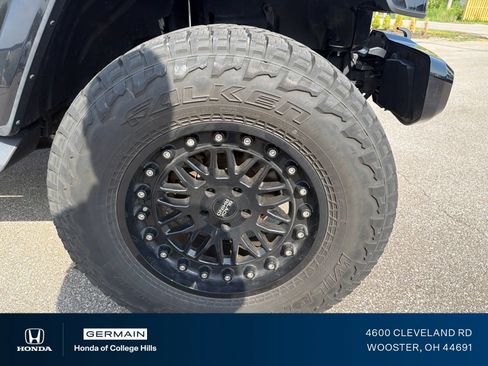 Used 2021 Jeep Gladiator Overland AWD/4WD image 4