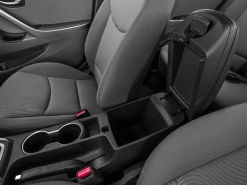 Used 2016 Hyundai Elantra Value Edition image 17