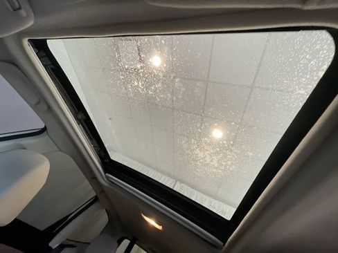 Used 2015 Subaru Forester 2.5i Premium w/ All-Weather Package image 21