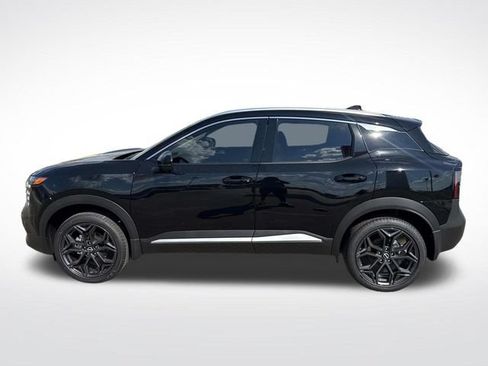 New 2025 Nissan Kicks Play S FWD image 7