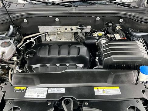 Used 2025 Volkswagen Atlas SE FWD image 10
