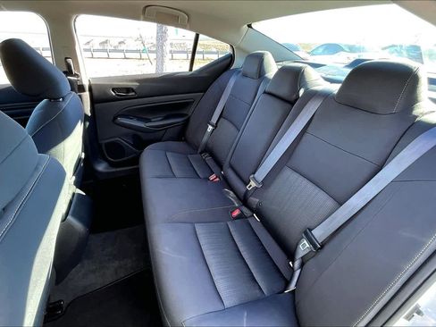 Used 2025 Nissan Altima 2.5 SV image 20