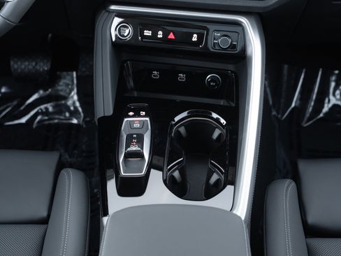 New 2025 Audi Q5 Premium Plus image 16