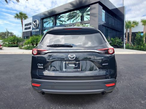 Used 2020 MAZDA CX-9 Touring w/ Touring Premium Package FWD image 4