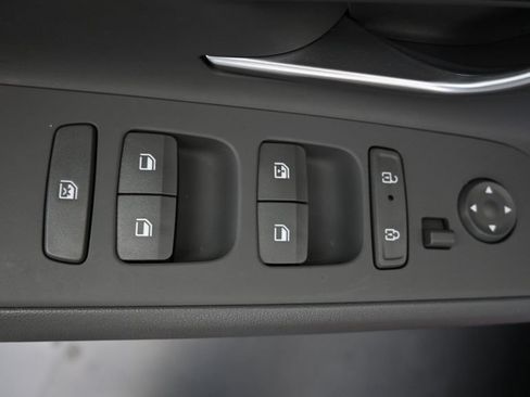Used 2025 Hyundai Elantra Sport FWD image 22