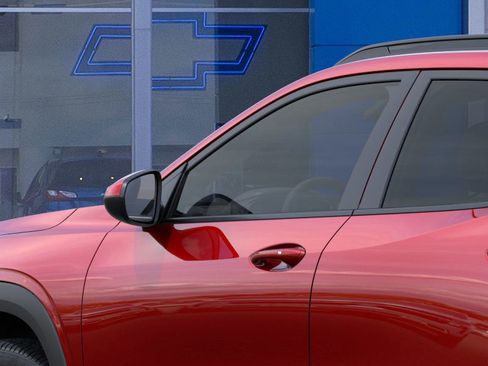 New 2026 Chevrolet Trax LT image 14