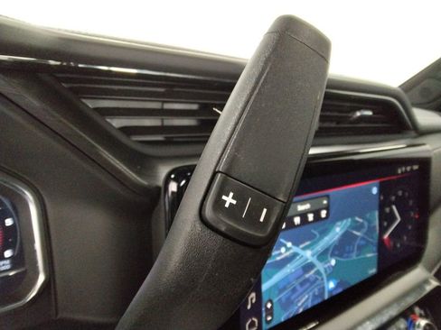 Used 2024 GMC Sierra 2500 AT4X image 17