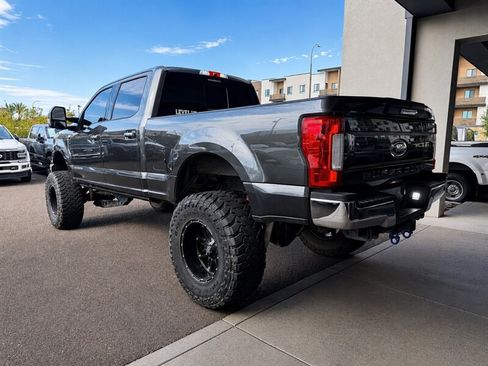 Used 2018 Ford F350 Lariat w/ Chrome Package AWD/4WD image 3