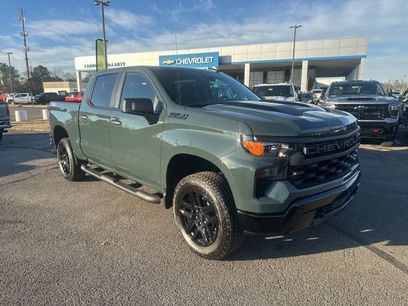 New 2026 Chevrolet Silverado 1500 Custom Trail Boss w/ Turbomax Blackout Package