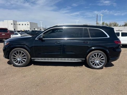 Used 2023 Mercedes-Benz GLS 450 4MATIC image 2