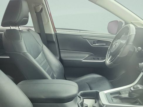 Certified 2019 Toyota RAV4 XLE Premium w/ Advanced Technology Package FWD image 8