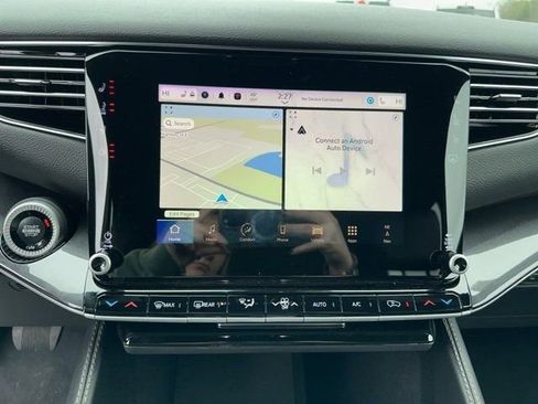 New 2024 Jeep Wagoneer Base w/ Convenience Group I image 16