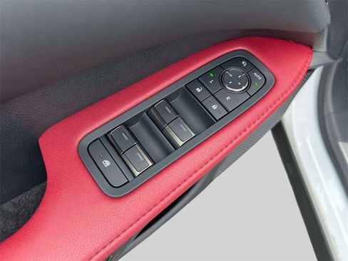 Used 2024 Lexus RX 500h F Sport w/ Convenience Package image 17