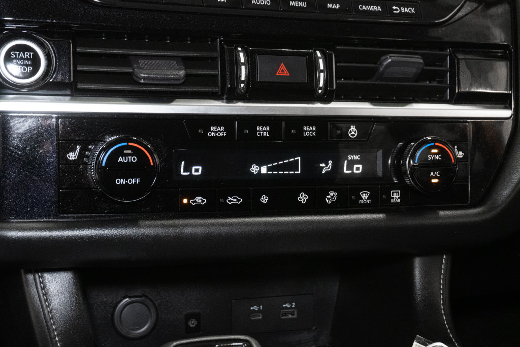 Used 2023 Nissan Pathfinder SL w/ Lighting Package (N92) AWD/4WD image 25