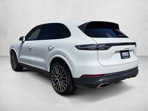 Used 2022 Porsche Cayenne AWD/4WD image 8