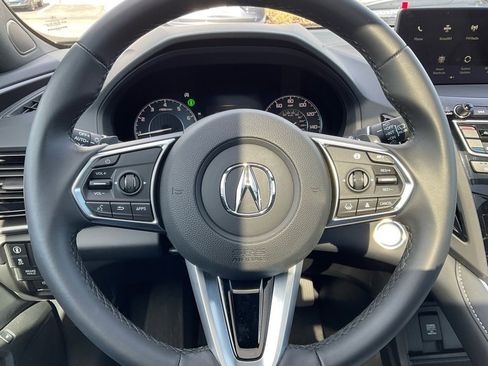 Certified 2025 Acura RDX SH-AWD image 12