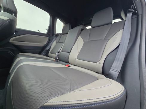 Certified 2025 Subaru Forester Limited image 13