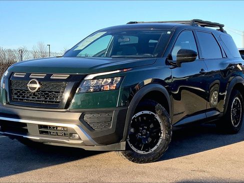 Used 2023 Nissan Pathfinder Rock Creek image 13