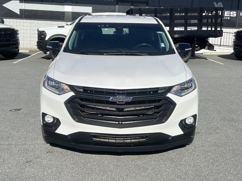 Used 2021 Chevrolet Traverse Premier w/ Redline Edition FWD image 2