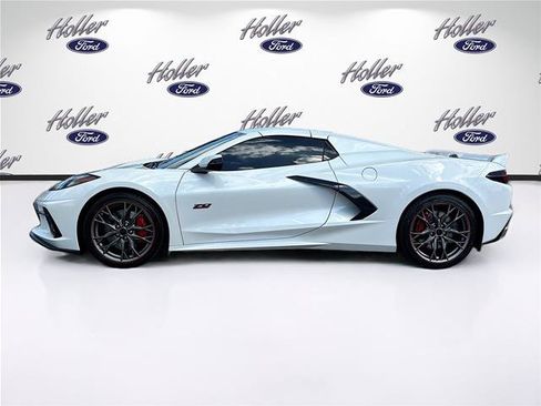 Used 2023 Chevrolet Corvette Stingray Premium Conv w/ Z51 Performance Package RWD image 5