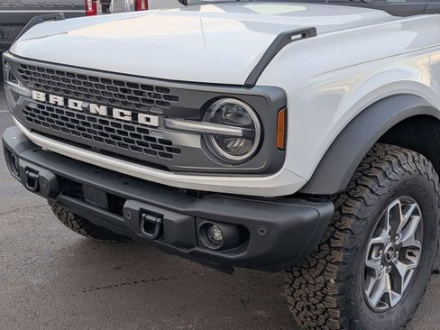 New 2025 Ford Bronco Badlands AWD/4WD image 11