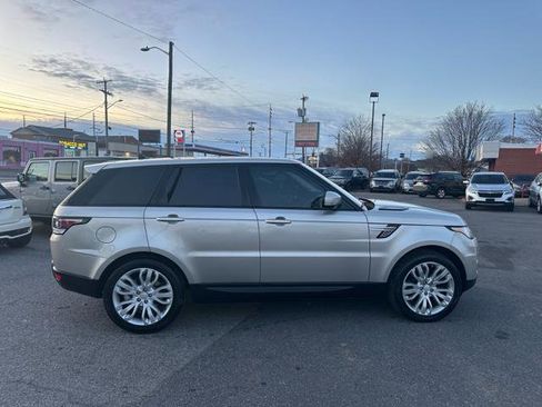 Used 2016 Land Rover Range Rover Sport HSE image 4