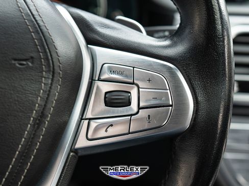 Used 2016 BMW 750i xDrive image 28