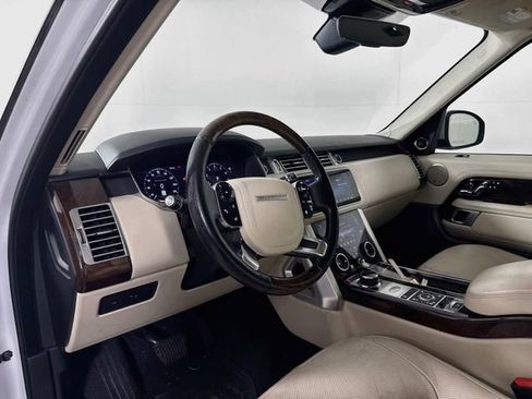Used 2018 Land Rover Range Rover Supercharged AWD/4WD image 9