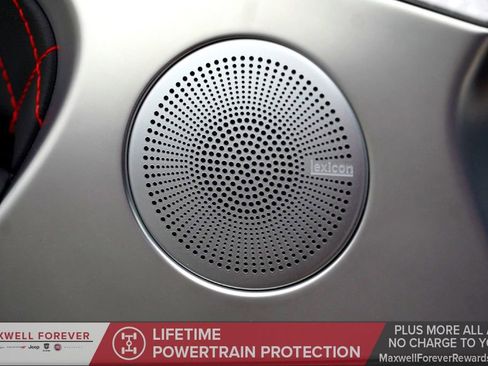 Used 2022 Genesis G70 3.3T image 25