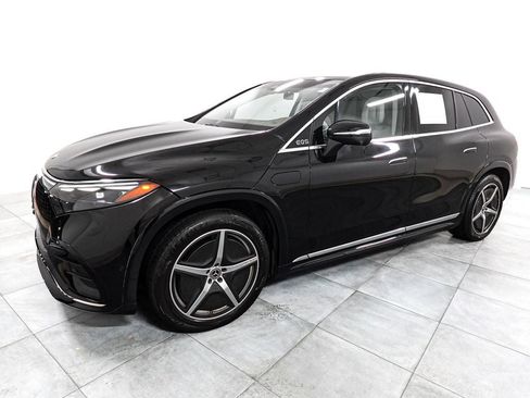 Used 2023 Mercedes-Benz EQS 580 4MATIC SUV image 4