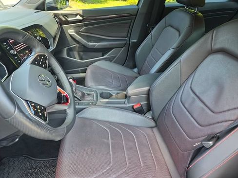 Used 2022 Volkswagen Jetta GLI Autobahn FWD image 11