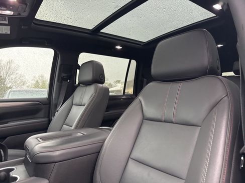 Used 2023 Chevrolet Suburban RST w/ Sport Performance Package image 5