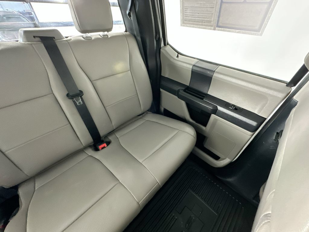 Used 2022 Ford F250 XL w/ Power Equipment Group AWD/4WD image 14
