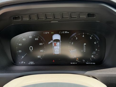 Used 2021 Volvo XC90 T6 Momentum w/ Climate Package AWD/4WD image 10