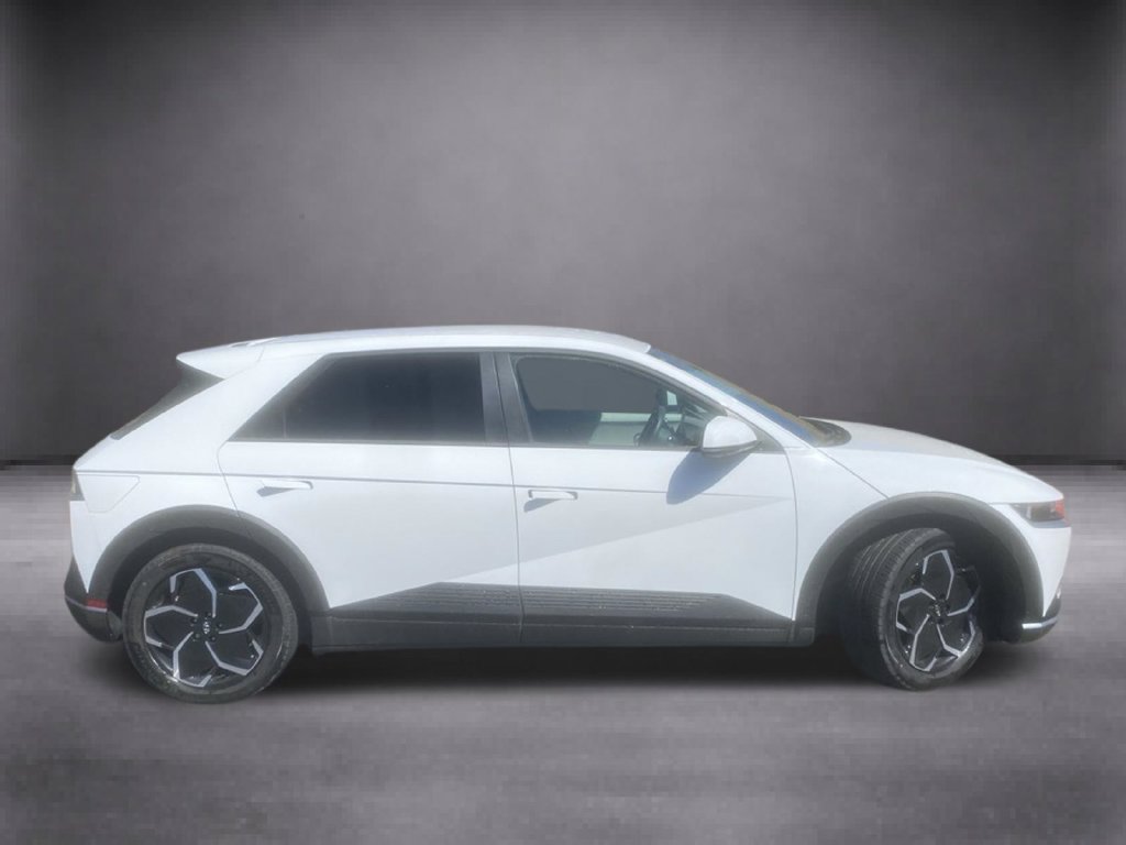 Certified 2024 Hyundai Ioniq 5 SEL RWD image 8
