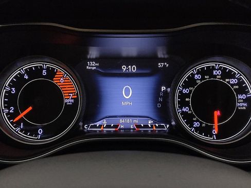 Used 2020 Jeep Cherokee Trailhawk w/ Cold Weather Group AWD/4WD image 23