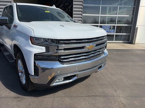 Used 2019 Chevrolet Silverado 1500 LTZ w/ LTZ Premium Package image 5