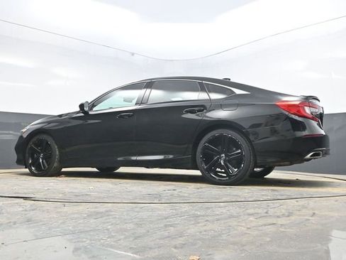 Used 2018 Honda Accord Sport image 26