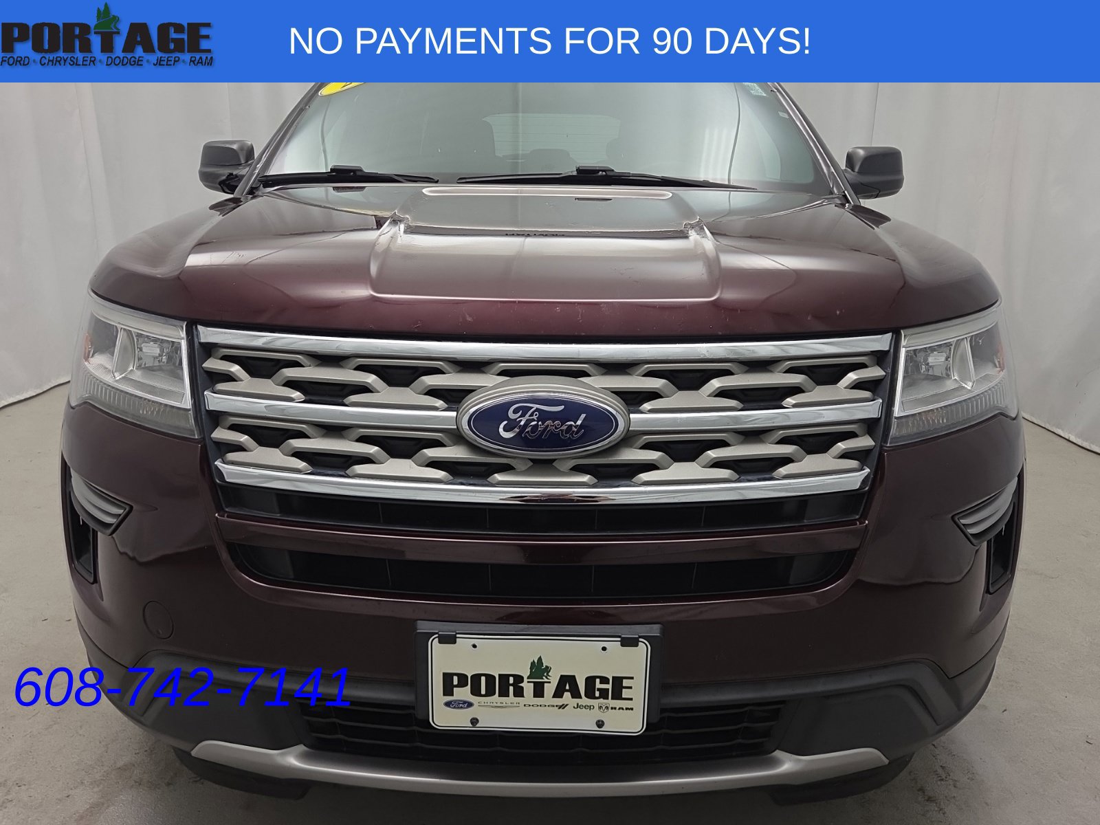 Used 2018 Ford Explorer XLT AWD/4WD image 2