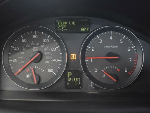 Used 2010 Volvo S40 2.4i image 21