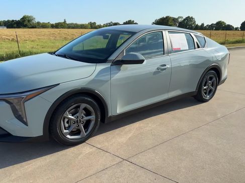 Used 2025 Kia K4 FWD image 5
